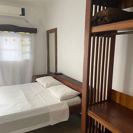 Coruja Maresias - Pousada Com Piscina, Ar Condicionado E Enxoval A 680M Da Praia Exterior foto