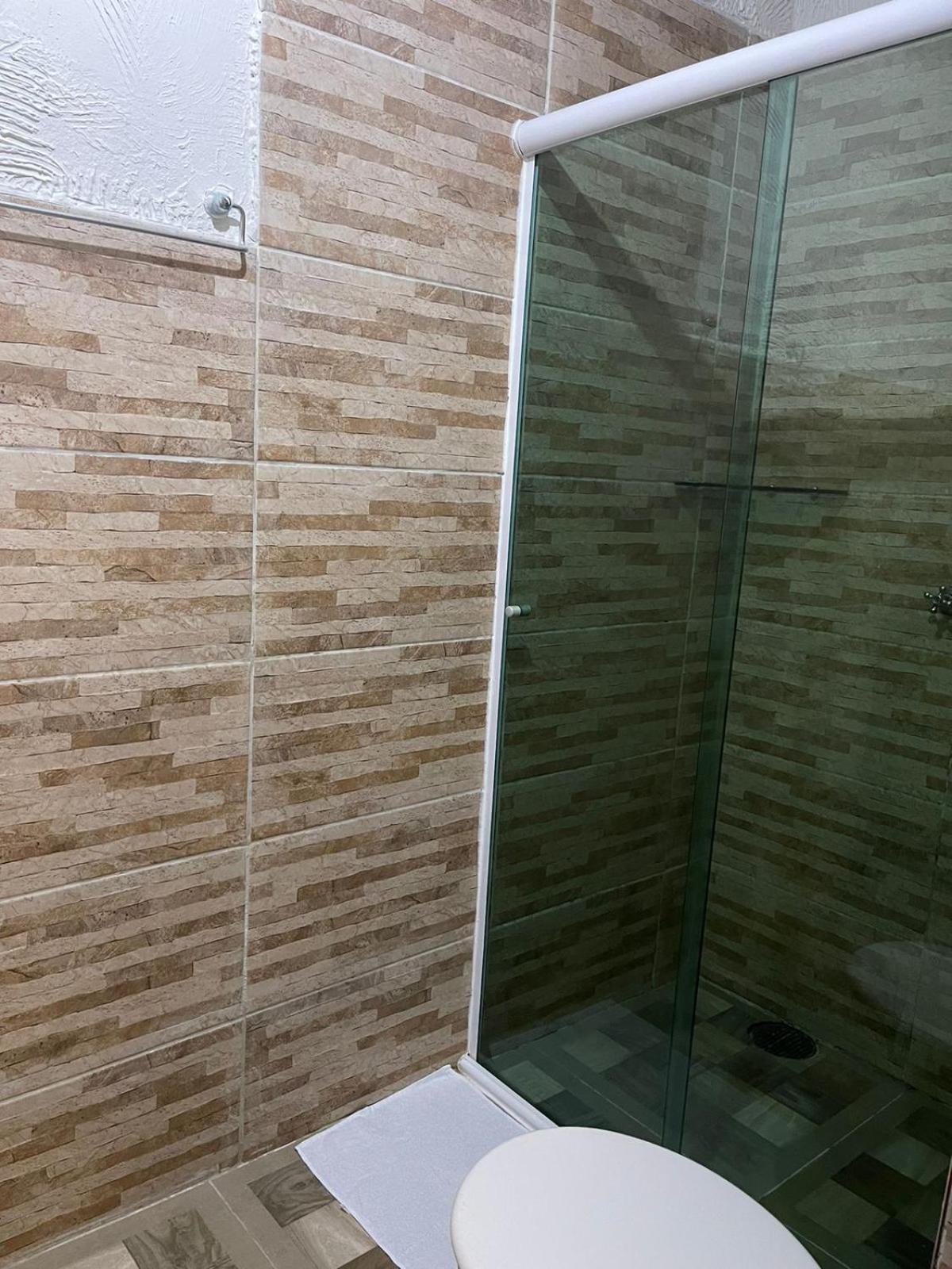 Coruja Maresias - Pousada Com Piscina, Ar Condicionado E Enxoval A 680M Da Praia Quarto foto