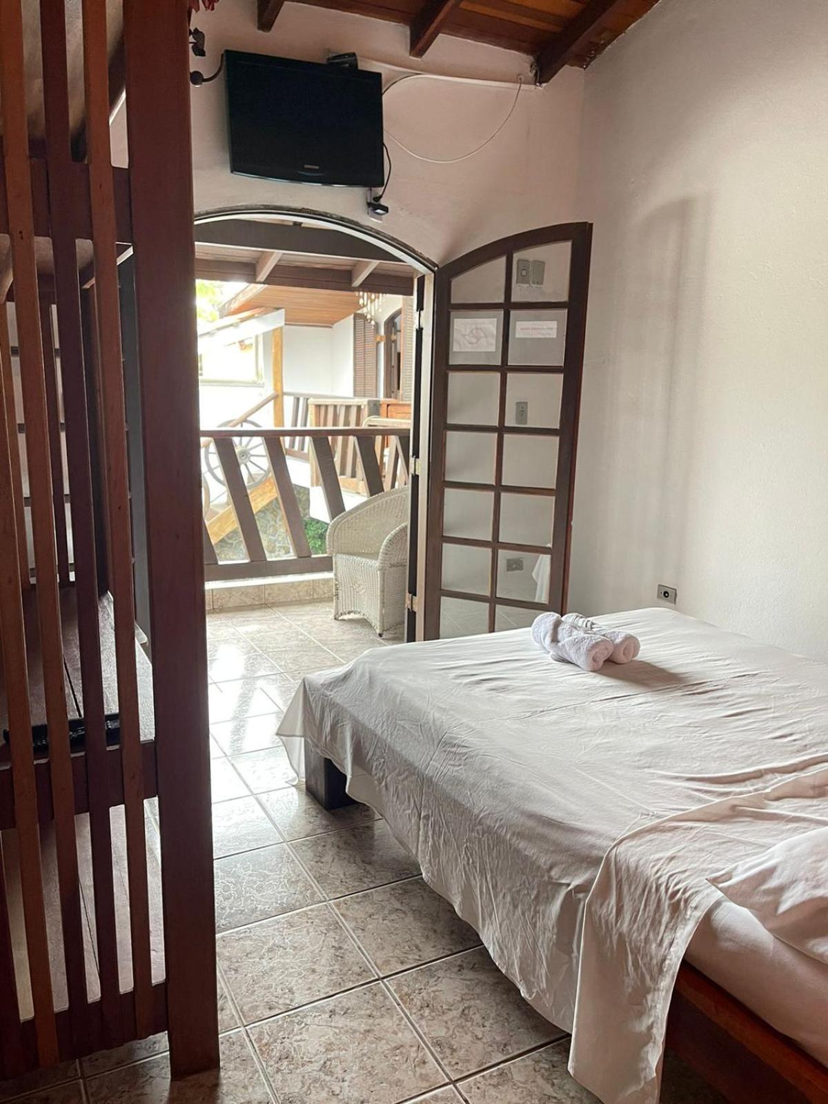 Coruja Maresias - Pousada Com Piscina, Ar Condicionado E Enxoval A 680M Da Praia Exterior foto